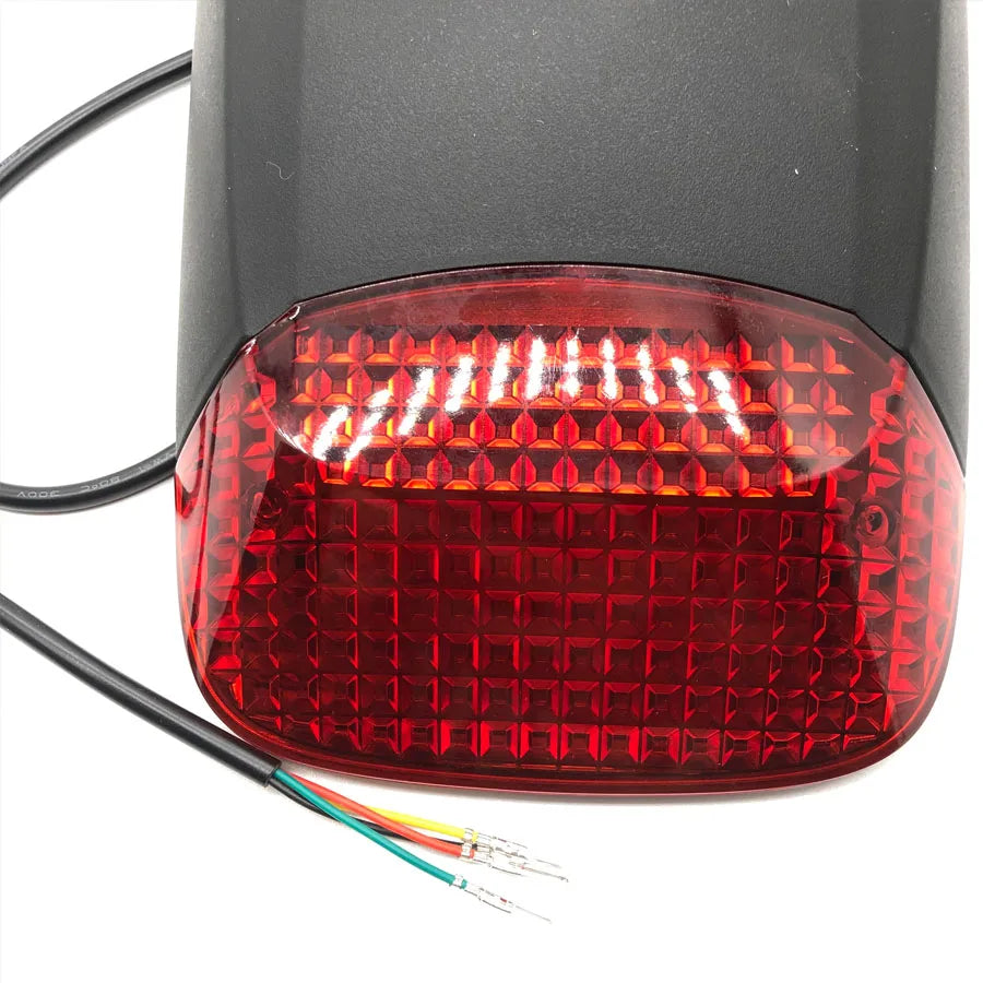 Kaabo Wolf Warrior/King Rear Fender Mudguard Assembly with lights - ERide Hub