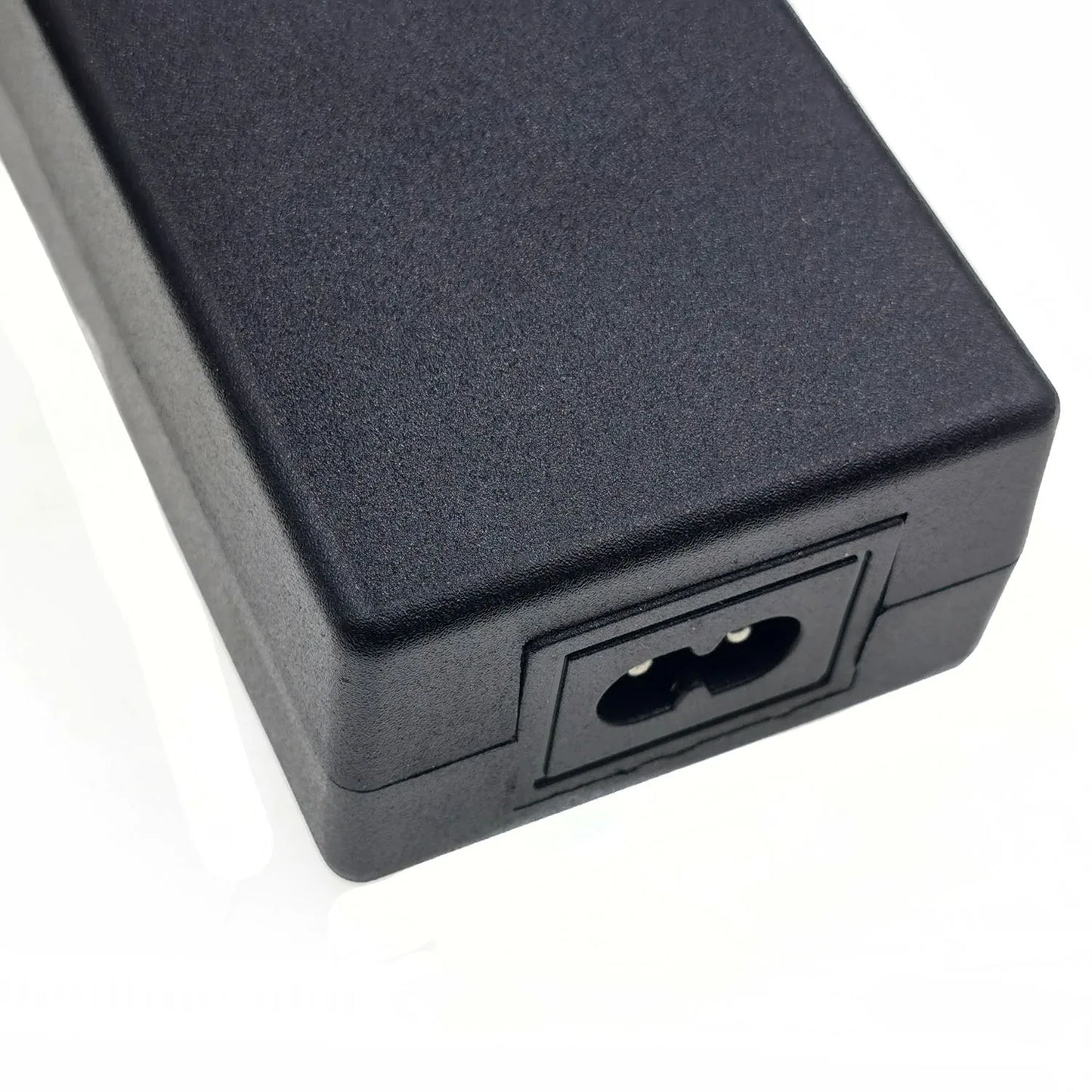 48V 54.6V 2A Standard charger DC Plug - ERide Hub