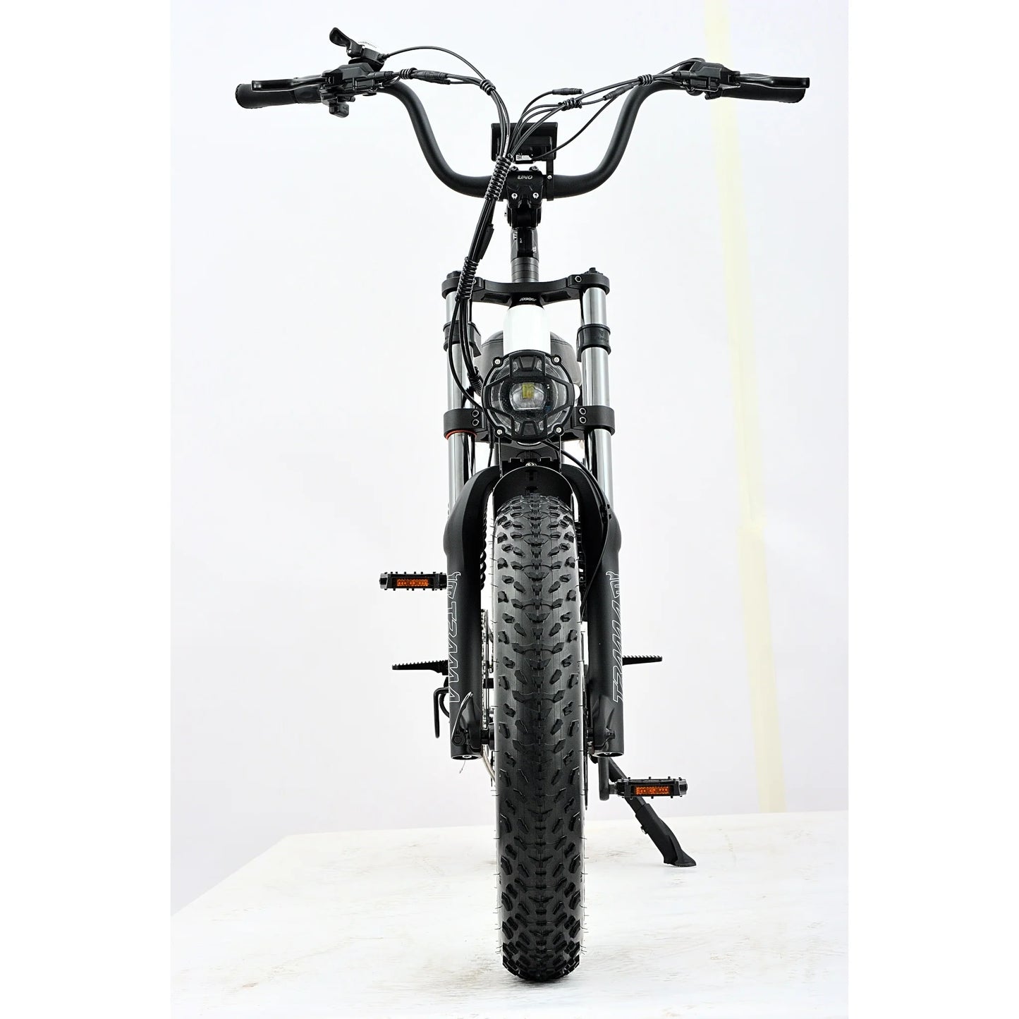 Jewel Cruiser- 750